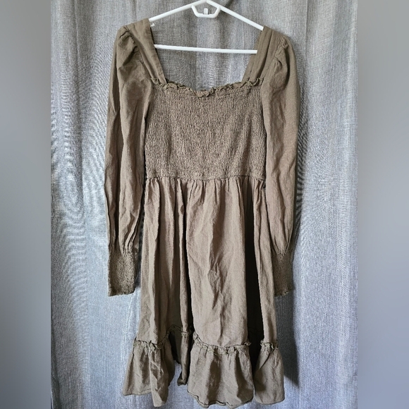 Zexxxy Smocked Square Neck Puff Sleeve Mid Length Dress Green Size M Linen Blend - Picture 2 of 5